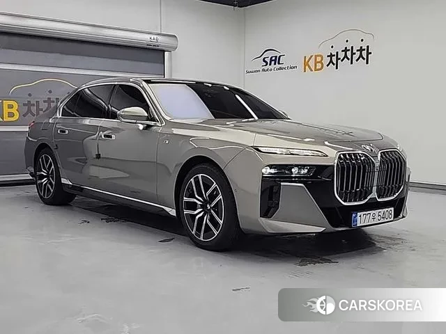 BMW 7 Series (G70) 2025 Серый из Кореи, фото 5