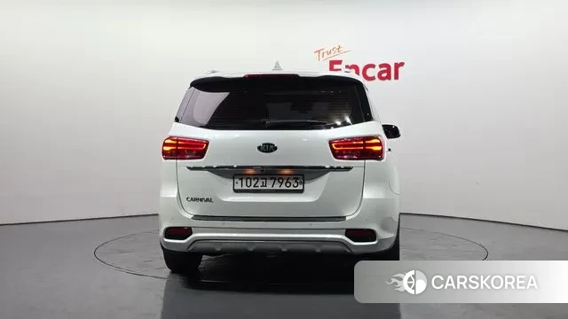 Kia The New Carnival id 3736740 из Кореи 14