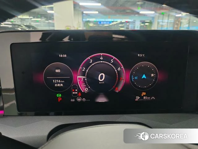 Volkswagen Lingdu 2025 Серебристо-серый из Китая, фото 4