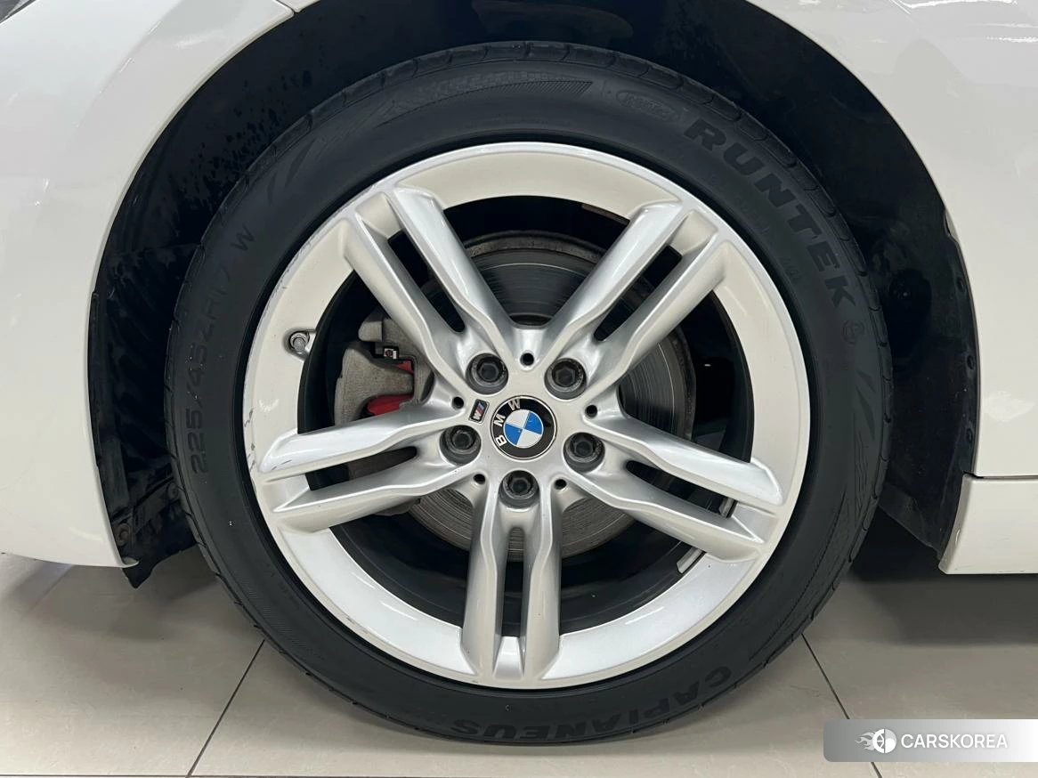 BMW 1 series id 4473549 из Китая 10
