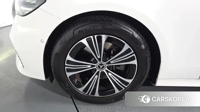 Mercedes-Benz E-Class W214 id 3571472 из Кореи 14