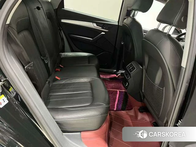 Audi Q5L id 4198850 из Китая 9