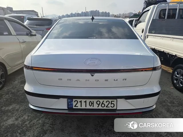 Hyundai Grandeur (GN7) id 3758284 из Кореи 14