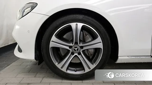 Mercedes-Benz E-Class W213 id 3417835 из Кореи 14