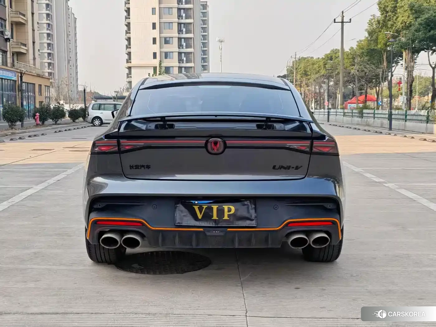Chang'an Changan UNI-V id 4547367 из Китая 9