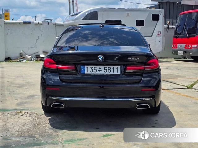 BMW 5 Series (G30) id 4629261 из Кореи 14