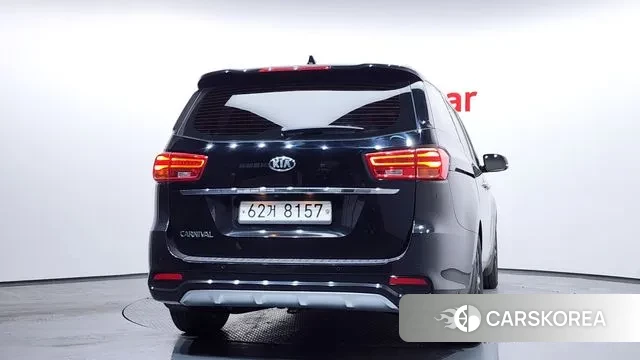 Kia The New Carnival id 3599158 из Кореи 14