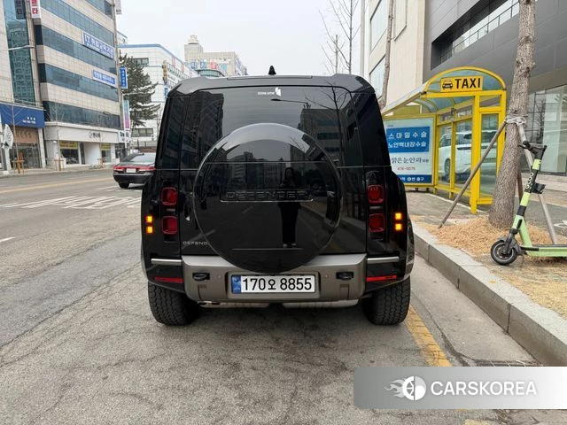 Land Rover Defender (L663) 2025 Черный из Кореи, фото 6