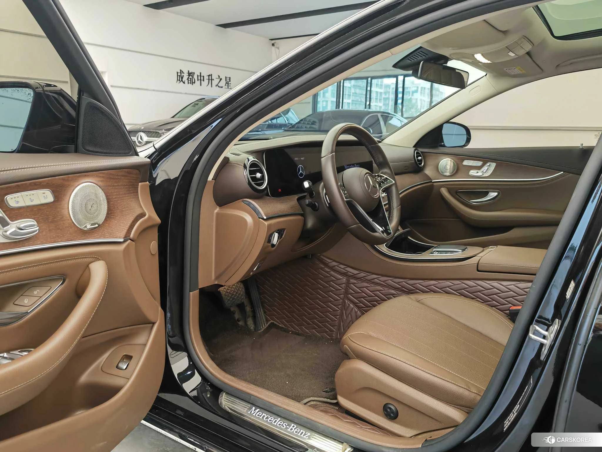 Mercedes-Benz E-class id 4420287 из Китая 7