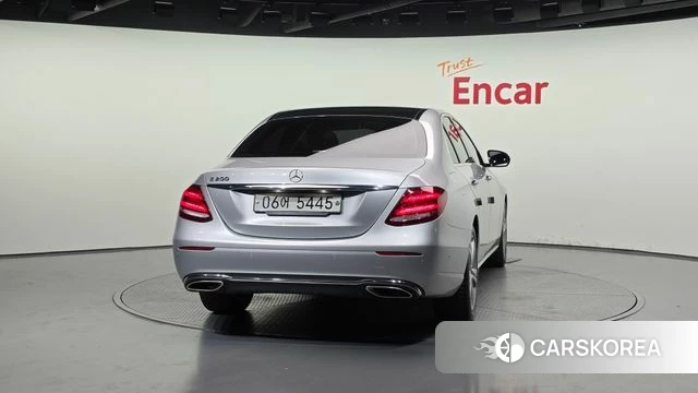 Mercedes-Benz E-Class W213 id 4411379 из Кореи 25