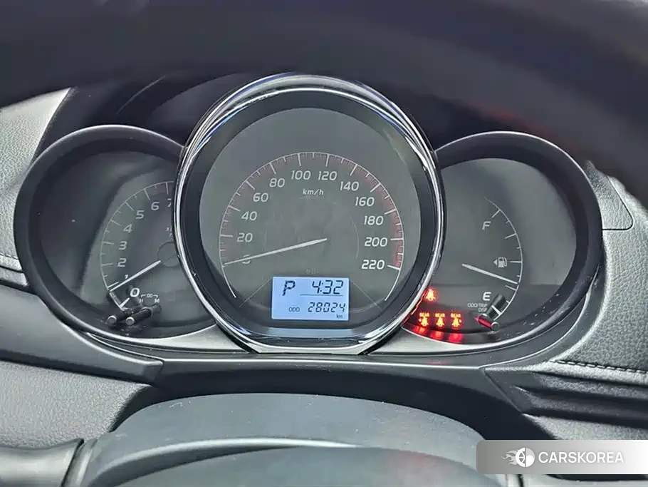 Toyota Vios id 4545788 из Китая 10