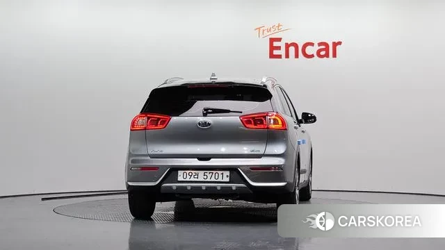 Kia Niro id 3013764 из Кореи 14