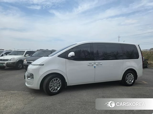 Hyundai Staria id 3940243 из Кореи 14