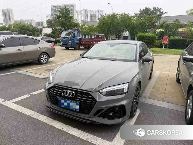 Audi A5 2021 Темно-серый из Китая, фото 4