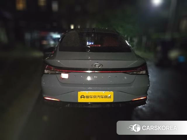 Hyundai Elantra 2021 Темно-серый из Китая, фото 4