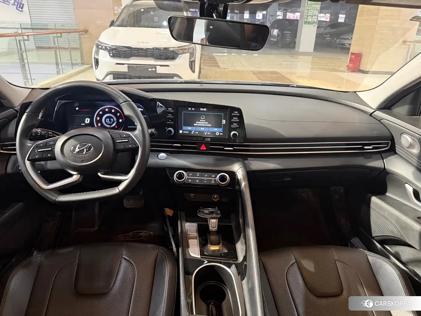 Hyundai Elantra 2023 Silver/gray из Китая, фото 4