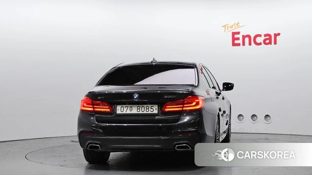 BMW 5 Series (G30) id 3942662 из Кореи 14