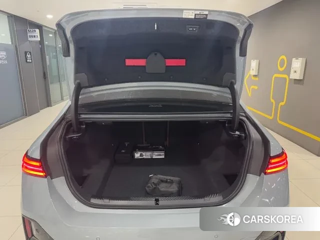 BMW 5 Series (G60) id 3523113 из Кореи 10