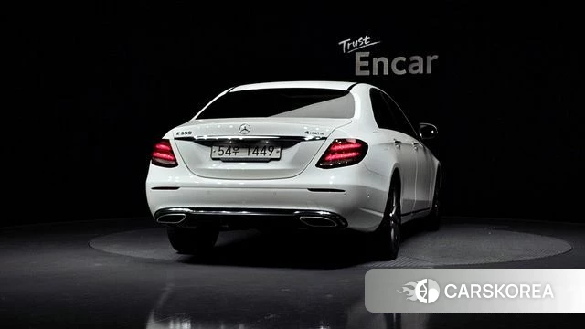 Mercedes-Benz E-Class W213 id 3861575 из Кореи 14
