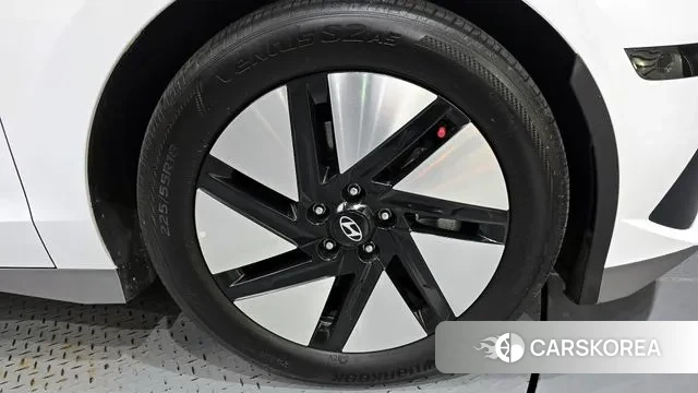 Hyundai Ionic 6 id 3317199 из Кореи 14