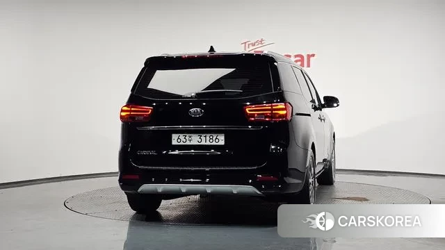 Kia The New Carnival id 3464737 из Кореи 14