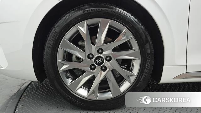 Hyundai The New Grandeur IG Hybrid id 4482484 из Кореи 30