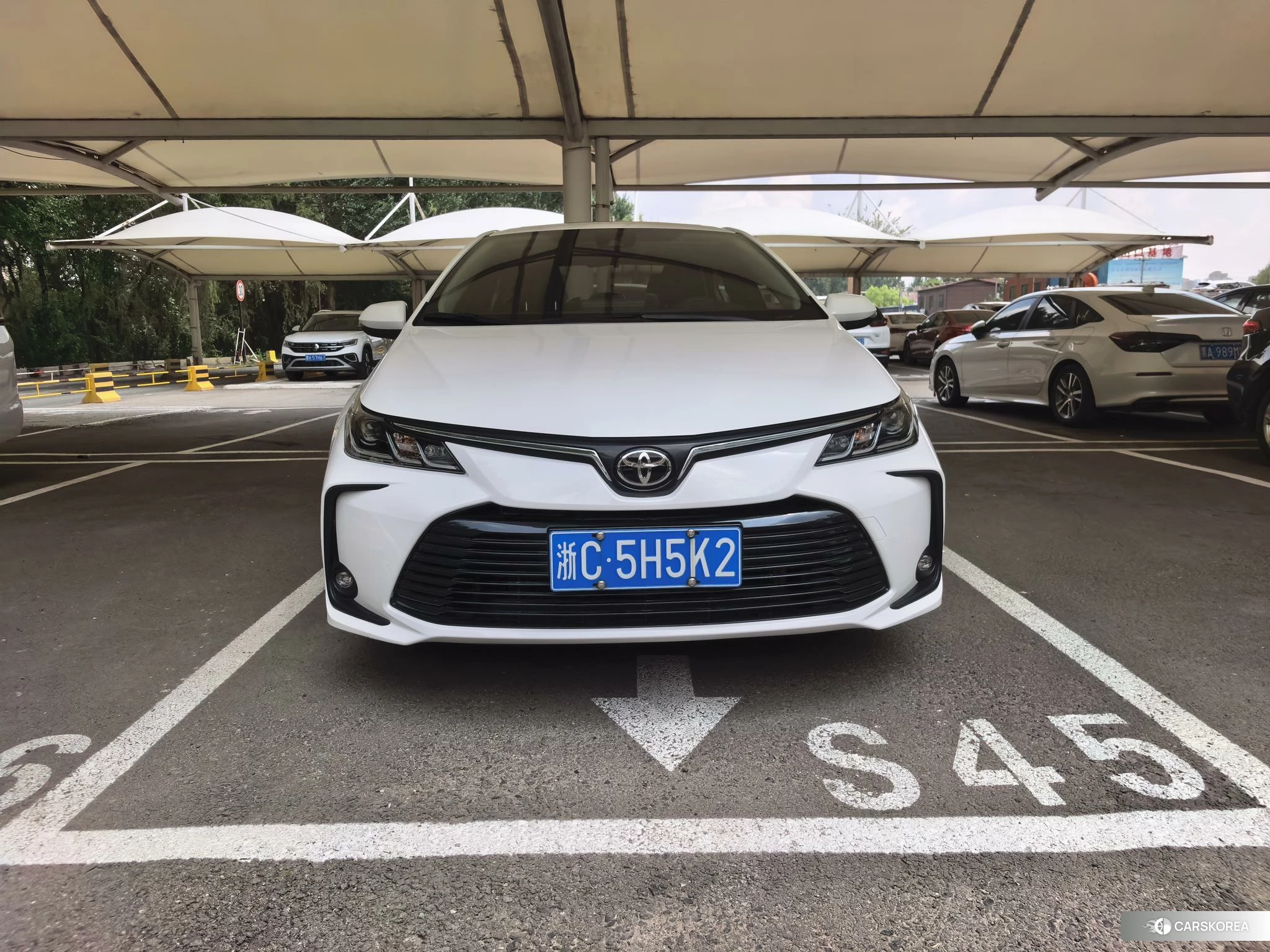 Toyota Corolla id 4514897 из Китая 12