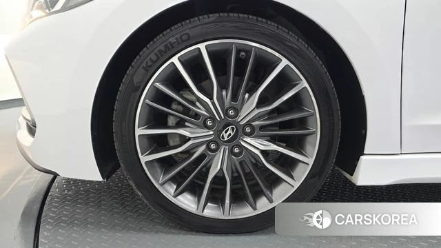 Hyundai Avante AD id 4865627 из Кореи 24