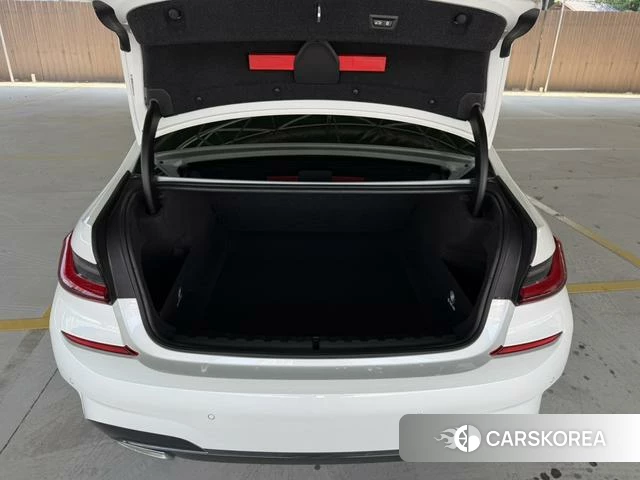BMW 3 series 2022 Белый из Китая, фото 4