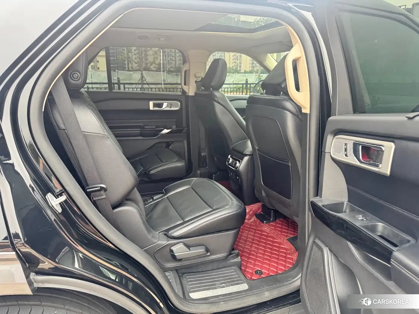 Ford Explorer id 4601193 из Китая 8