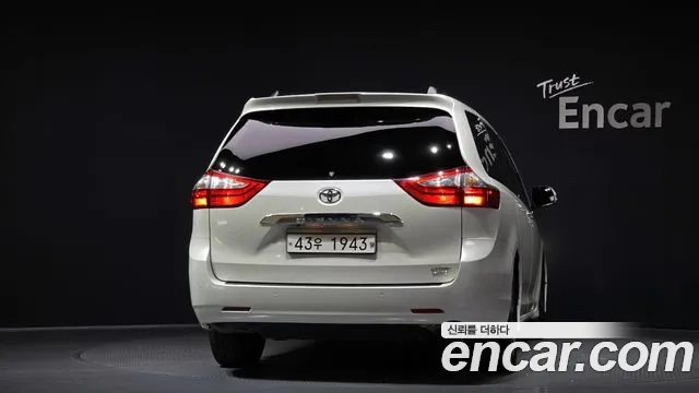 Toyota Sienna id 2876684 из Кореи 14