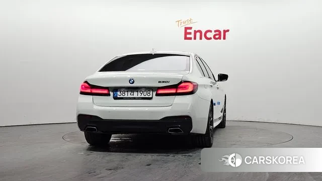 BMW 5 Series (G30) id 3478146 из Кореи 14