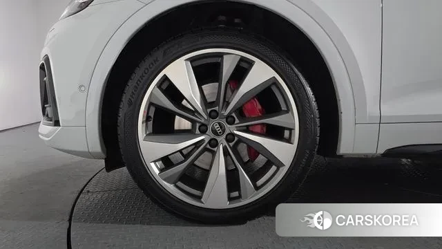 Audi SQ5 (FY) id 3503740 из Кореи 14