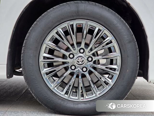 Toyota Wilfa id 4278402 из Китая 17