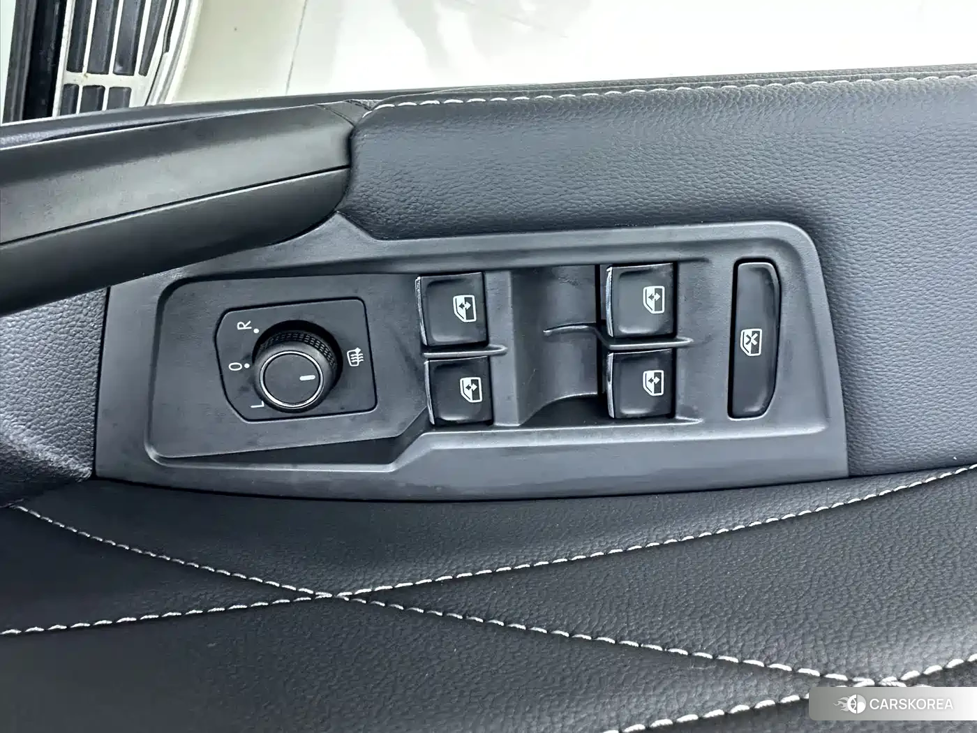Volkswagen Tiguan L id 4545789 из Китая 20