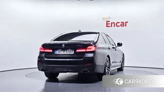 BMW 5 Series (G30) id 3007716 из Кореи 14