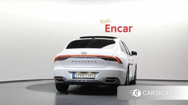 Hyundai The New Grandeur IG id 4774996 из Кореи 29