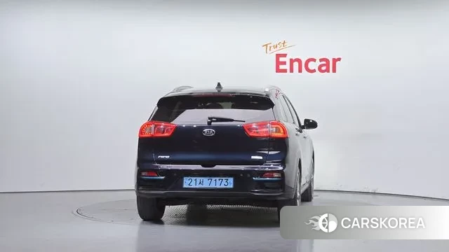 Kia Niro EV id 3345170 из Кореи 14