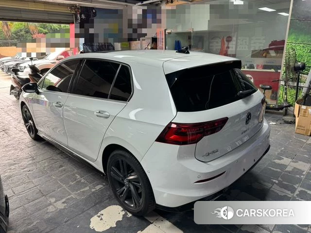 Volkswagen Golf 2022 Белый из Китая, фото 4