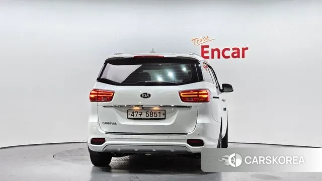 Kia The New Carnival id 3417990 из Кореи 14