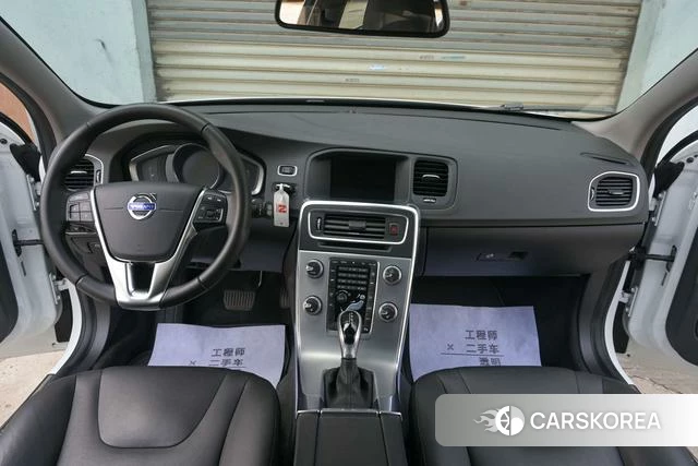 Volvo V60 id 4210960 из Китая 18