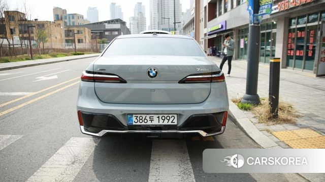 BMW 7 Series (G70) id 3933587 из Кореи 7