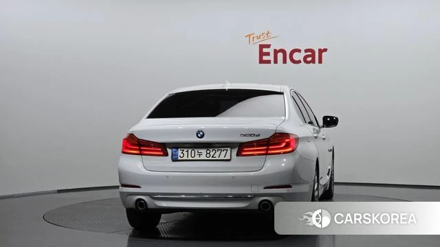 BMW 5 Series (G30) id 4751347 из Кореи 14