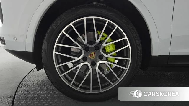 Porsche Cayenne (PO536) id 4268262 из Кореи 26