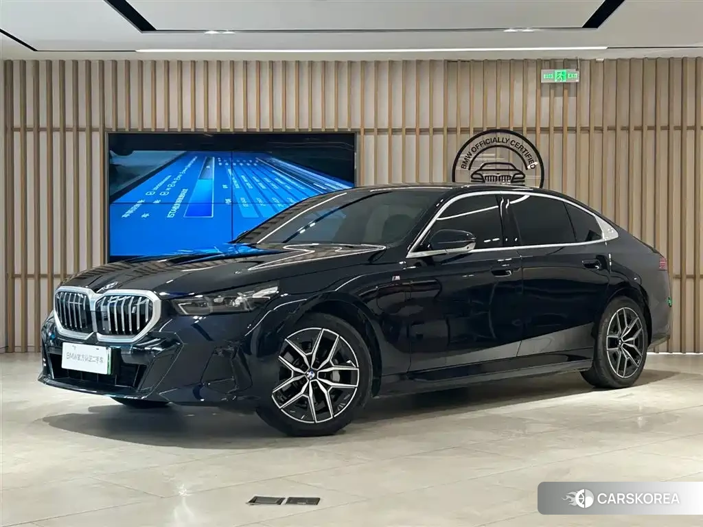 BMW i5 2025 Черный из Китая, фото 6