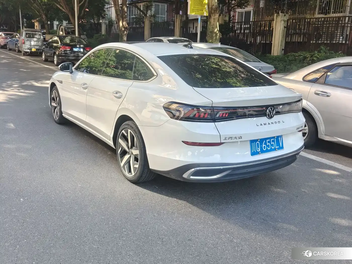 Volkswagen Lingdu 2022 Белый из Китая, фото 6