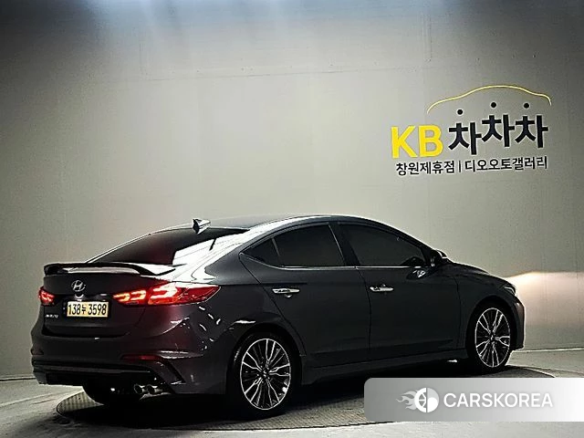 Hyundai Avante AD id 3845602 из Кореи 14