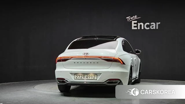 Hyundai The New Grandeur IG Hybrid id 4292976 из Кореи 27