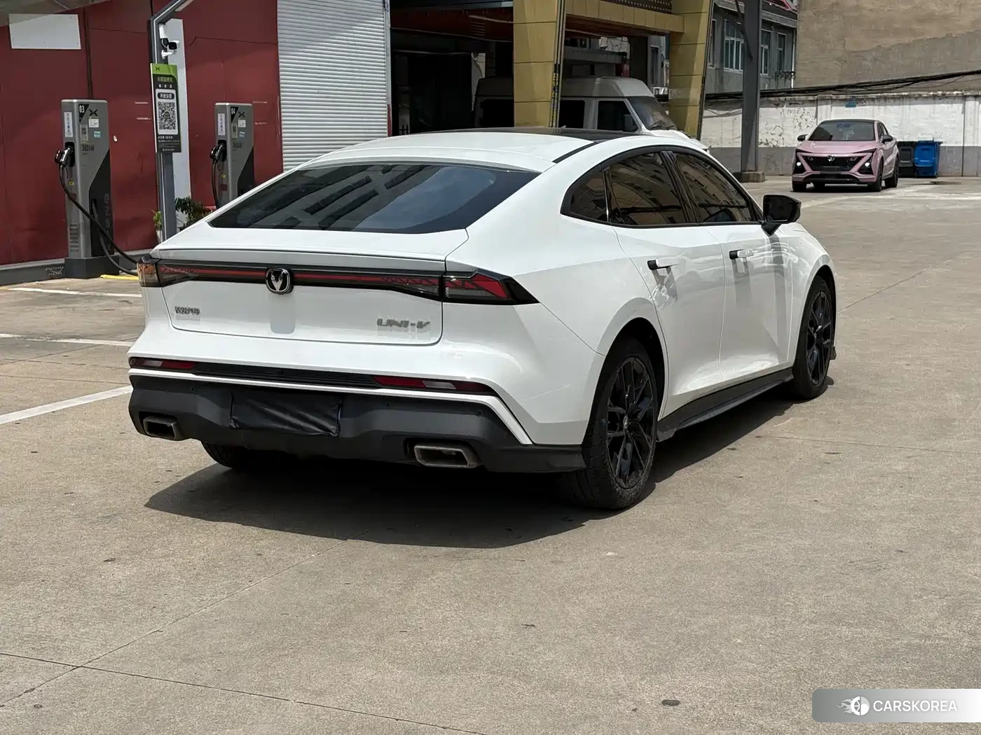 Chang'an UNI-V id 4617159 из Китая 8