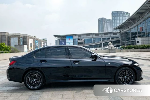 BMW 3 series 2024 Черный из Китая, фото 4